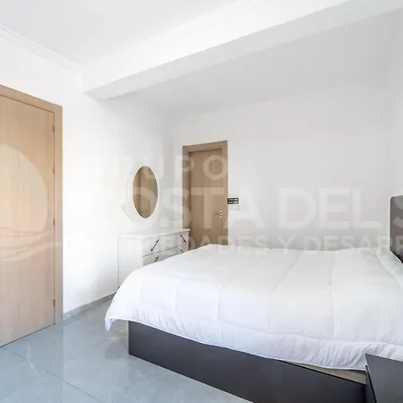 Daire Espectacular Apartamento En Costa, Frente Al Mar