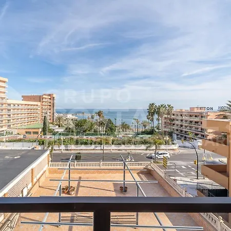 Espectacular Apartamento En Costa, Frente Al Mar Benalmadena